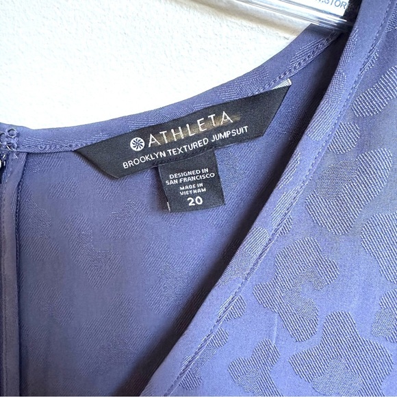 NWT Brooklyn Textured Jumpsuit Slate Blue Leopard Cheetah Print Stretch - Picture 12 of 15